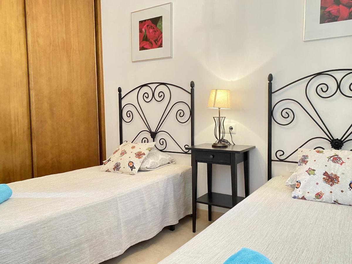 Chimenea Pinar 2 Apartments Casasol 内尔哈 外观 照片