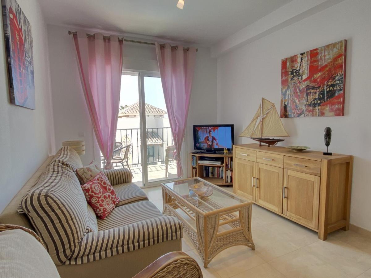 Chimenea Pinar 2 Apartments Casasol 内尔哈 外观 照片