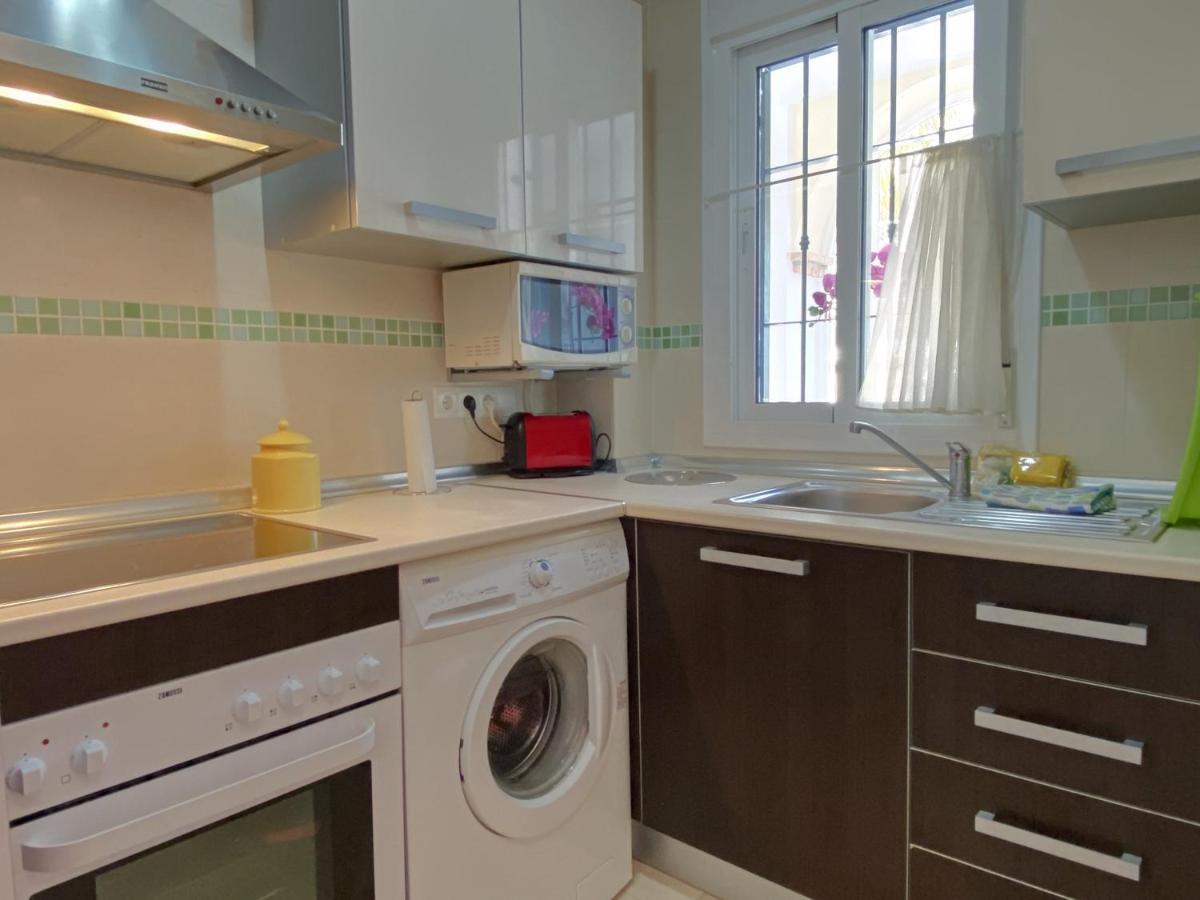 Chimenea Pinar 2 Apartments Casasol 内尔哈 外观 照片