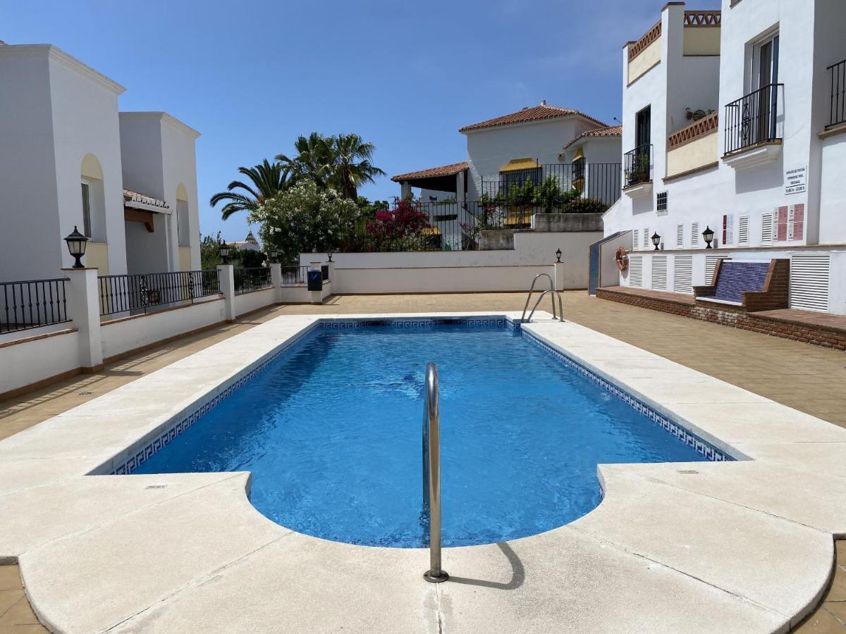 Chimenea Pinar 2 Apartments Casasol 内尔哈 外观 照片